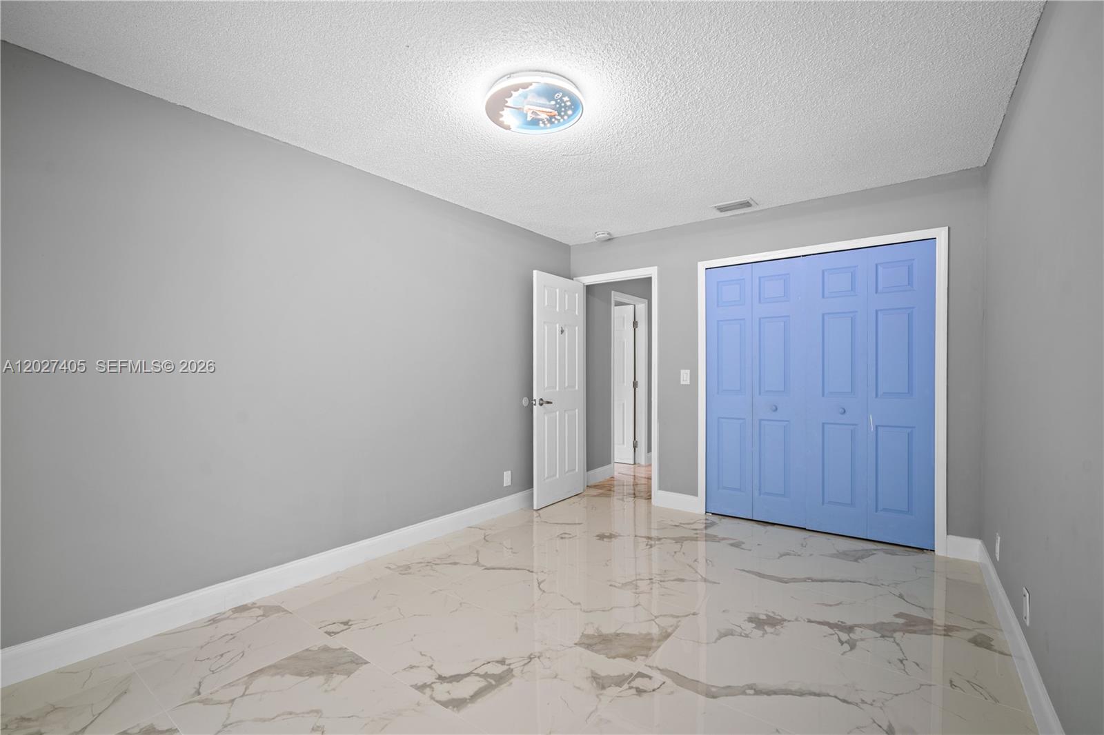 DEER RUN SPRINGS - Residential