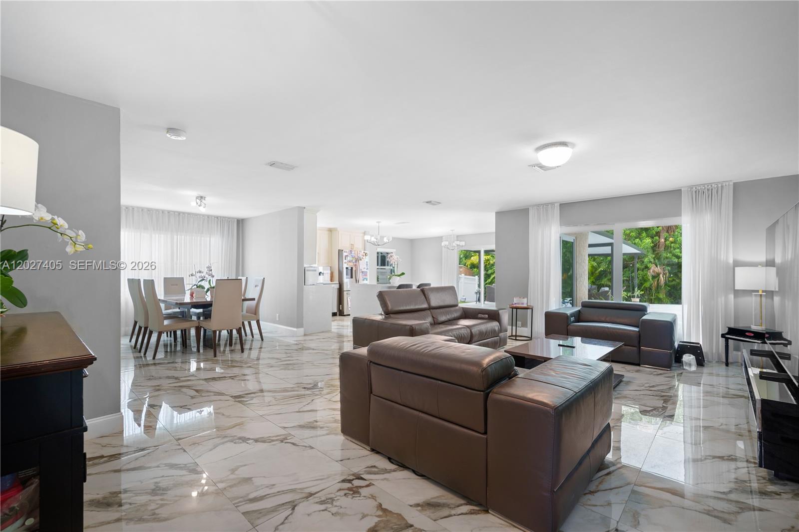 DEER RUN SPRINGS - Residential