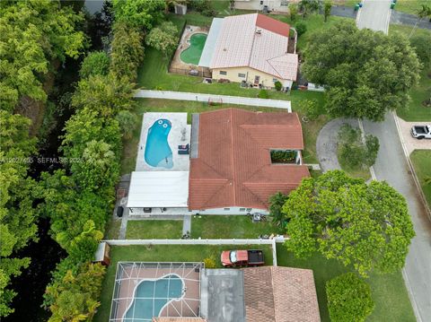 Tiny photo for 4180 NW 103rd Dr, Coral Springs, FL 33065 (MLS # A12027405)