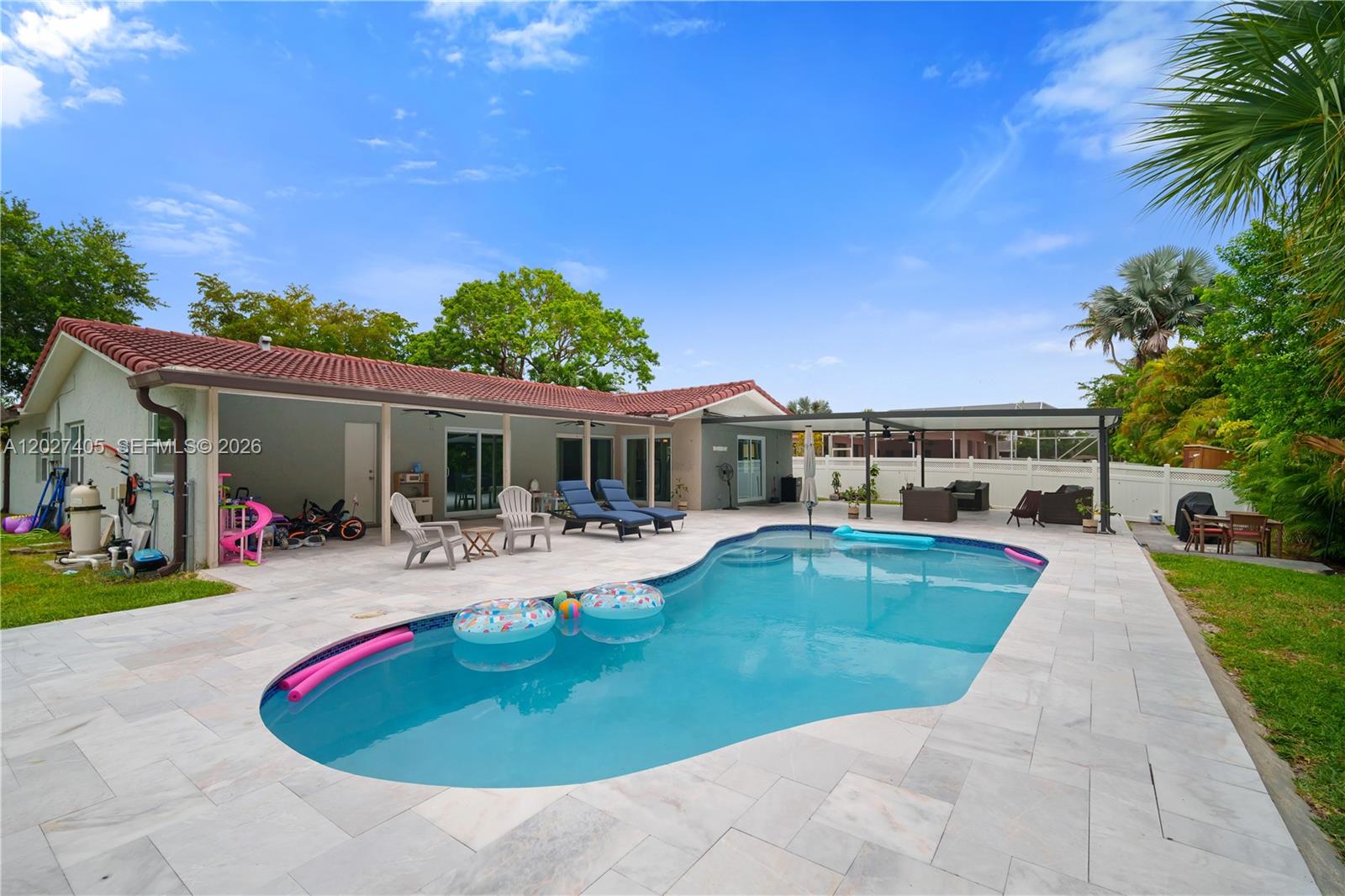 DEER RUN SPRINGS - Residential
