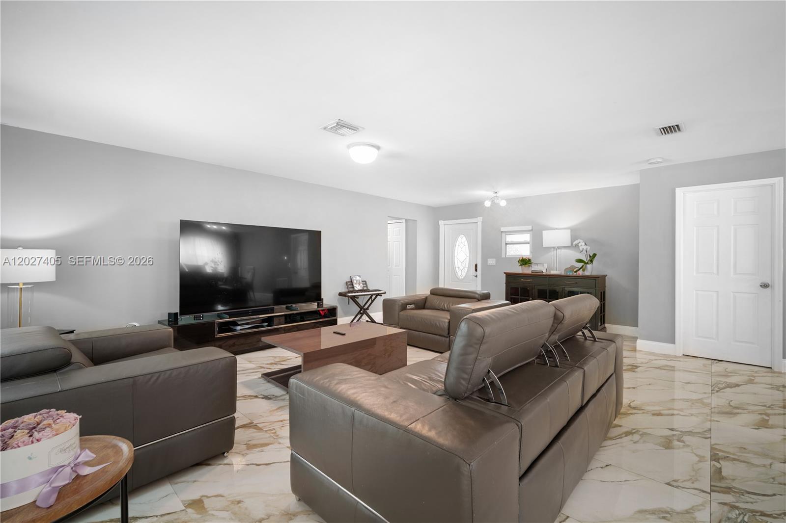 DEER RUN SPRINGS - Residential