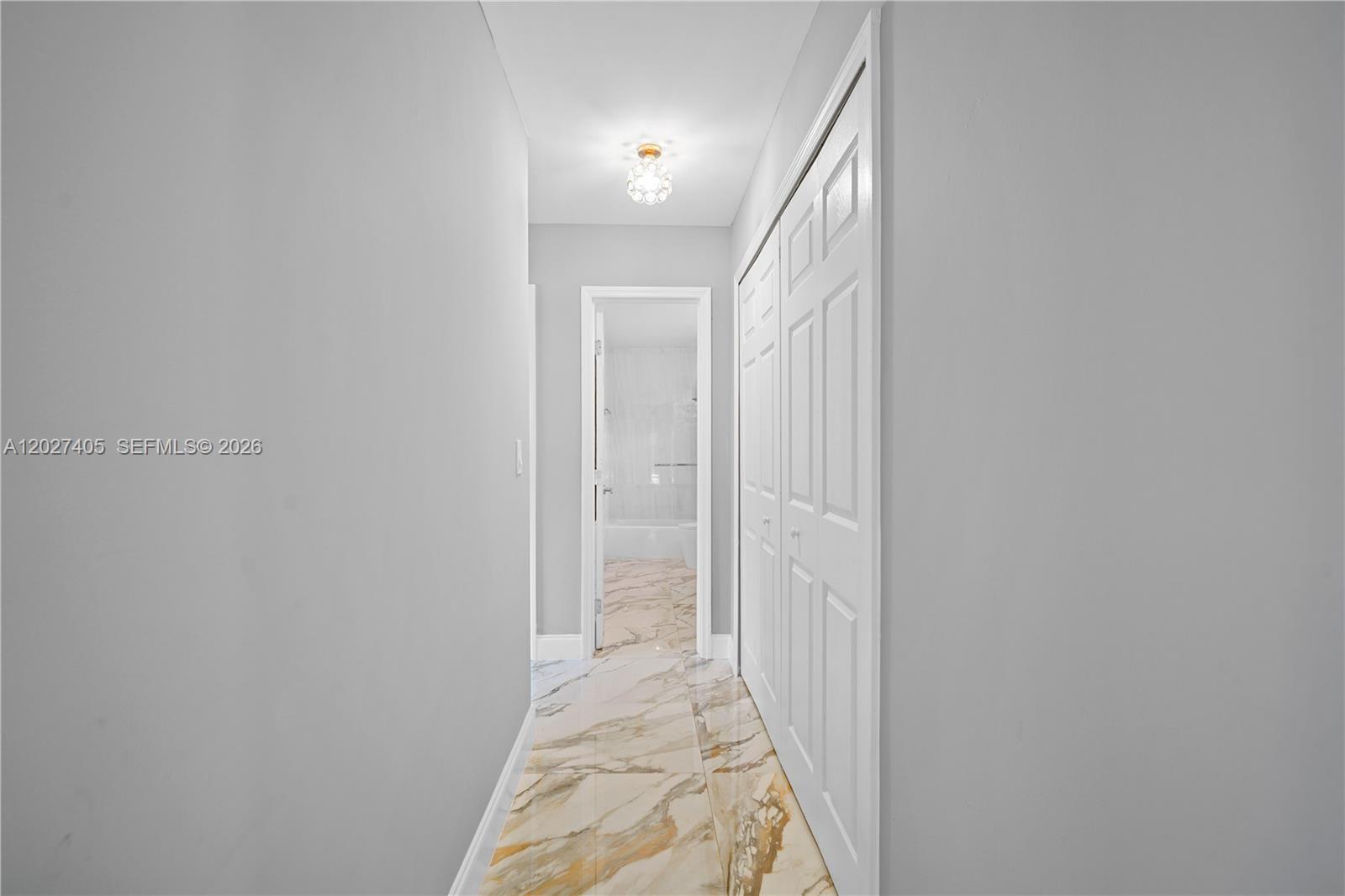 DEER RUN SPRINGS - Residential