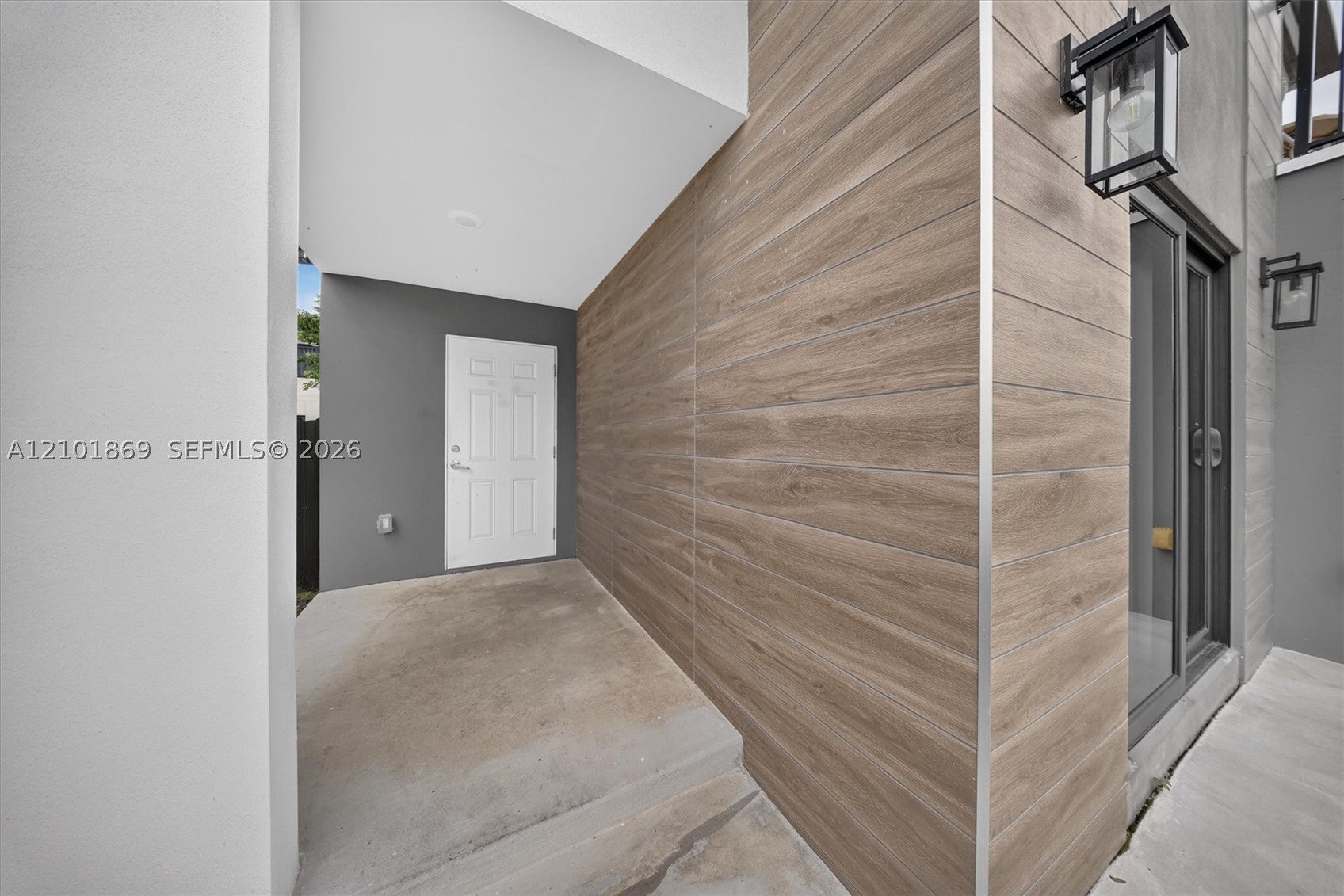 1159 NW 3rd St