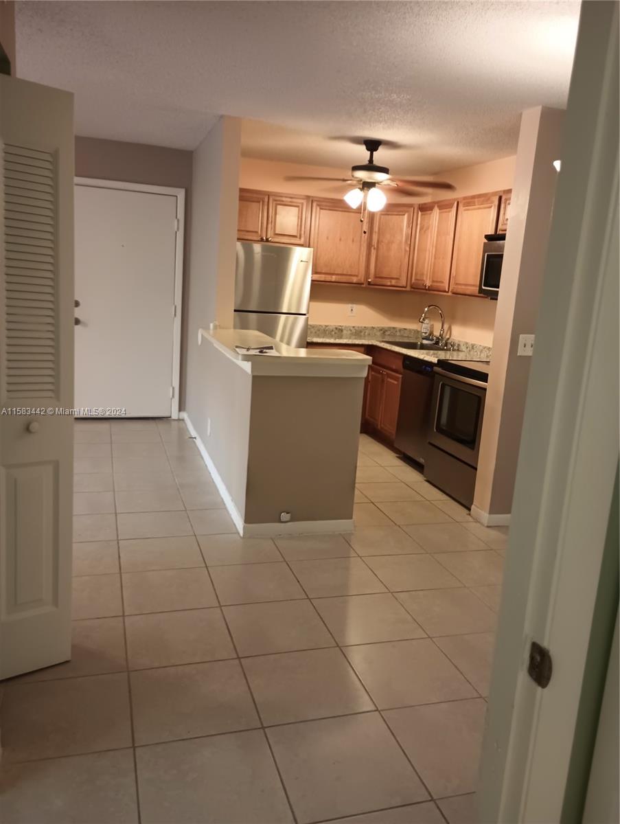 LAKES OF JACARANDA CONDO - Residential Lease