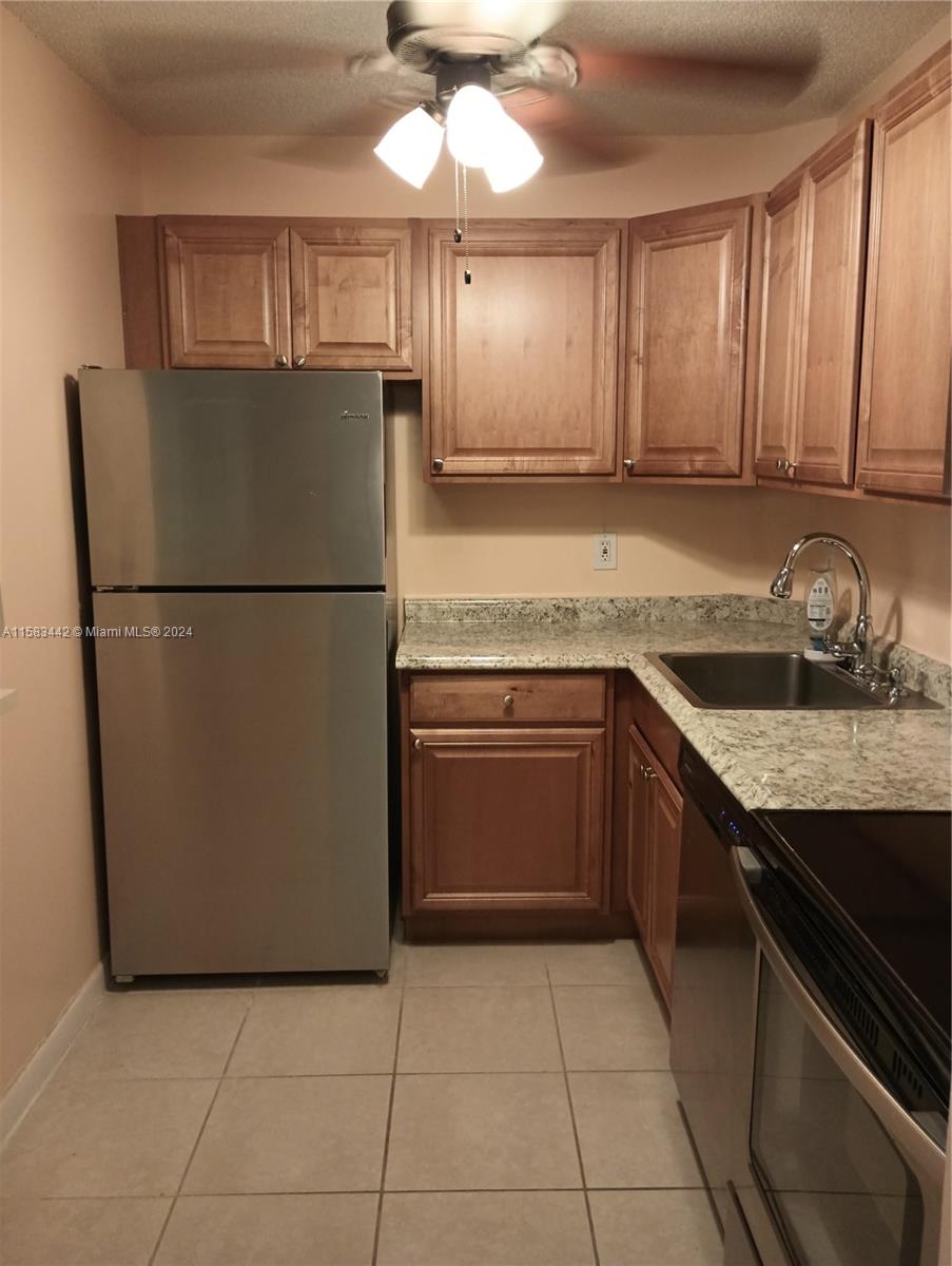 LAKES OF JACARANDA CONDO - Residential Lease