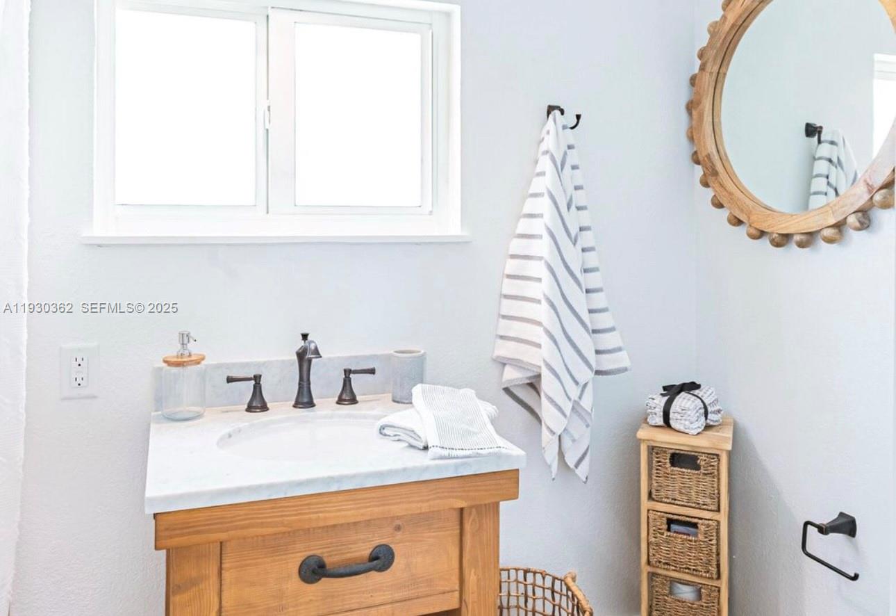 MATECUMBE OCEAN BEACH SEC - Residential