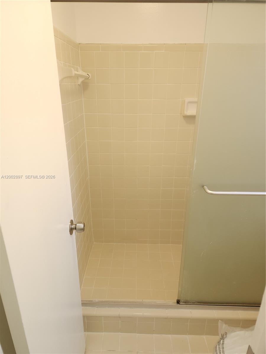 ARBOR KEYS CONDO - Residential Lease