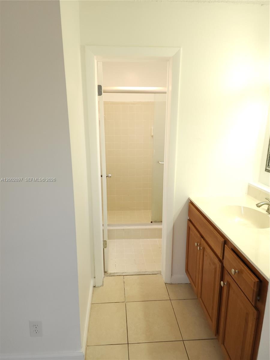 ARBOR KEYS CONDO - Residential Lease