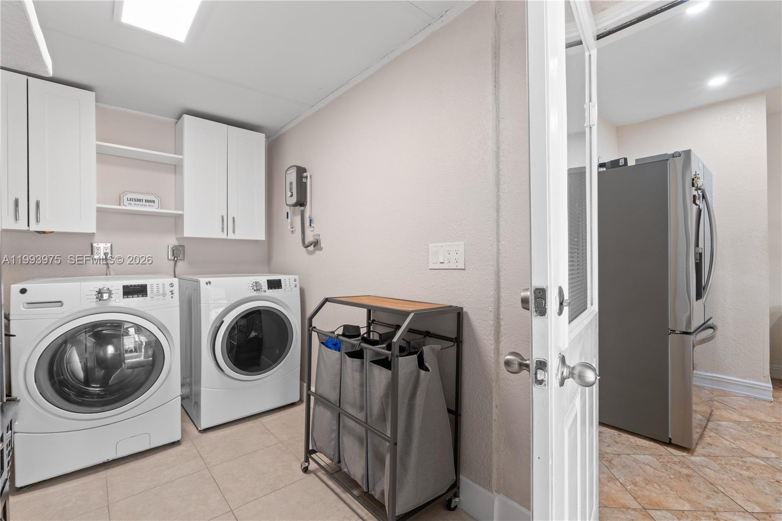 GOLDEN HIGHLANDS EST - Residential