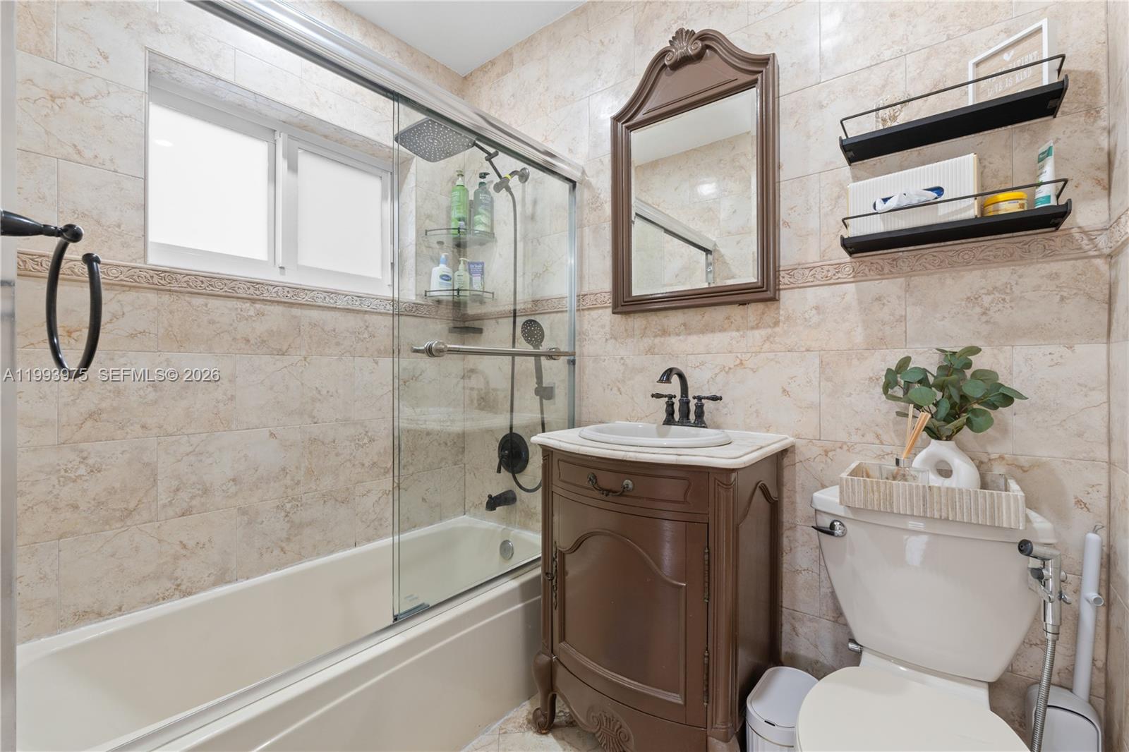 GOLDEN HIGHLANDS EST - Residential