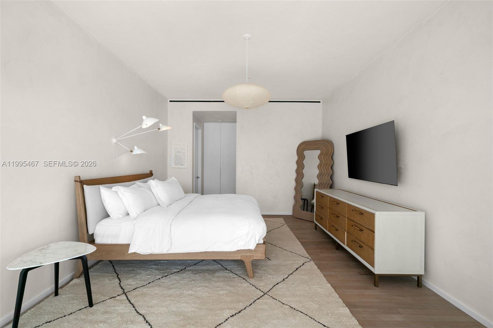 2901 COLLINS CONDO - Residential Lease