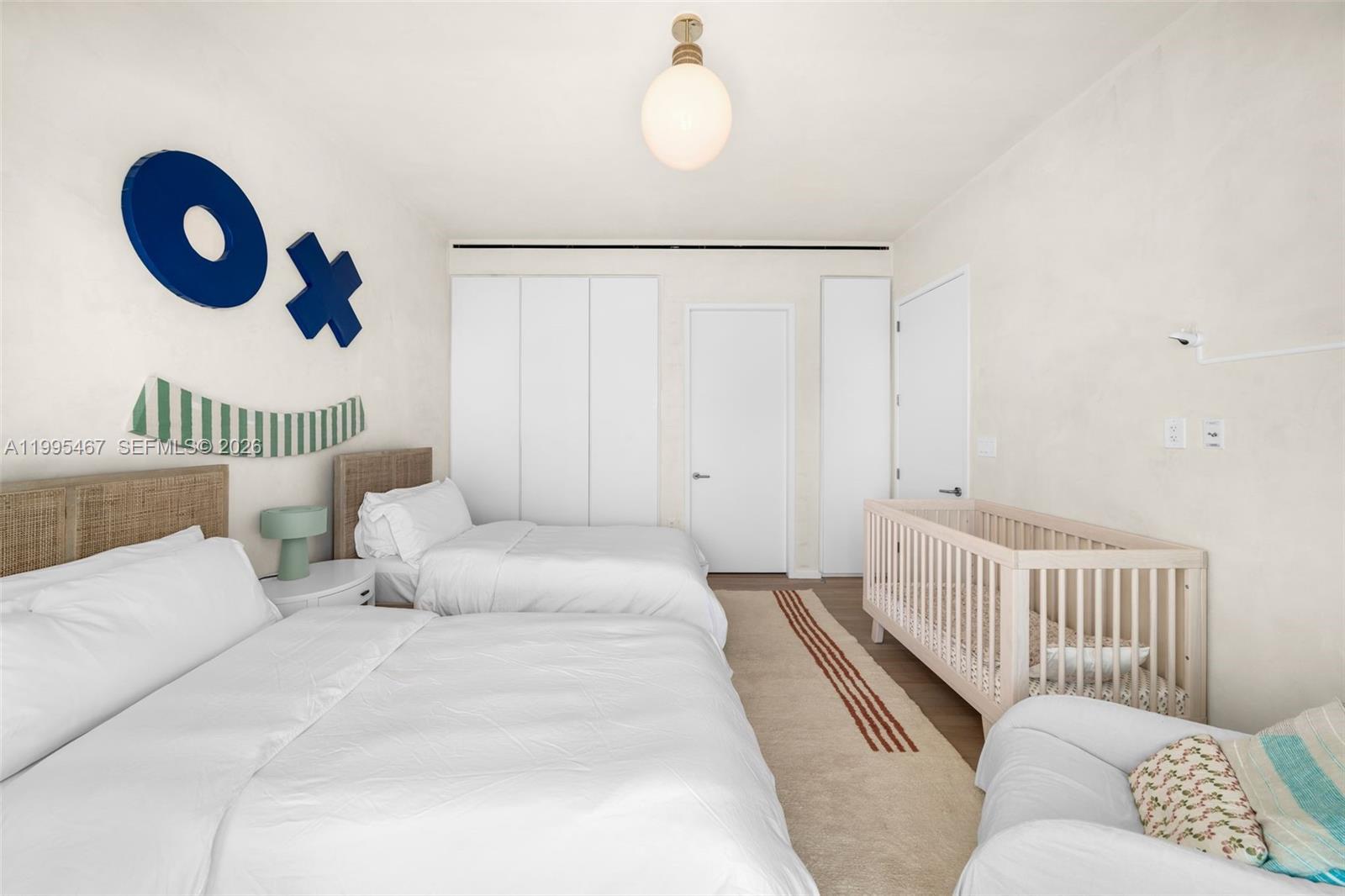 2901 COLLINS CONDO - Residential Lease