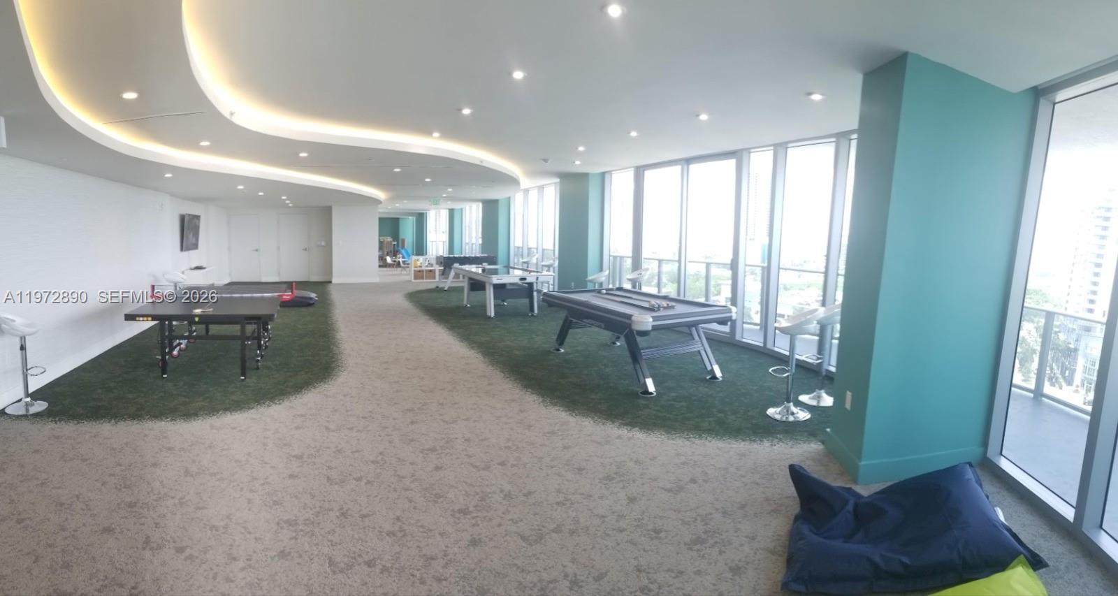 ARIA ON THE BAY CONDO - Residential