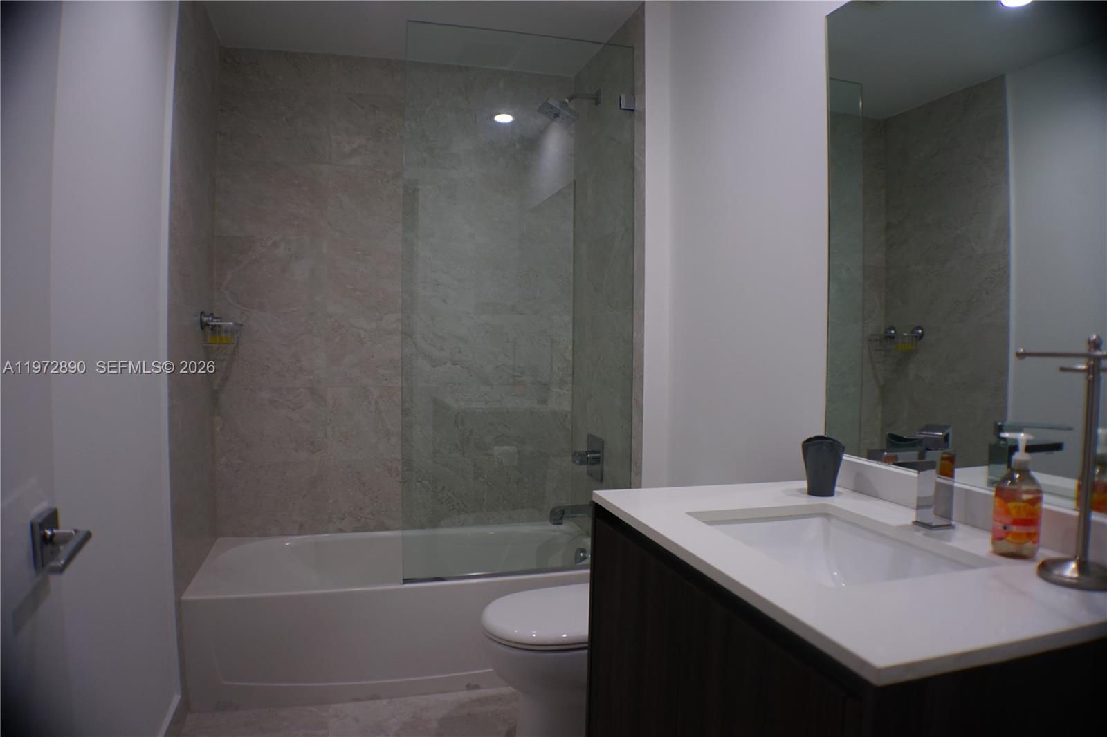 ARIA ON THE BAY CONDO - Residential