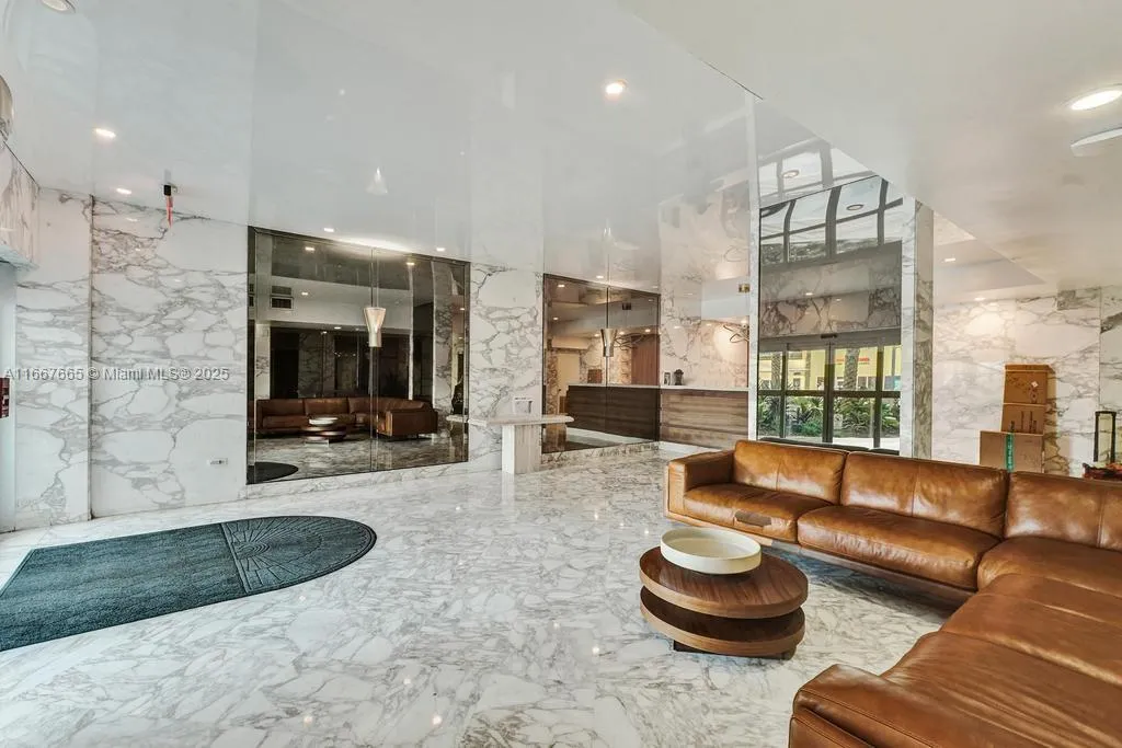 Miami Beach, Florida 33141, United States, 1 Bedroom Bedrooms, ,2 BathroomsBathrooms,Residential,Active,41109