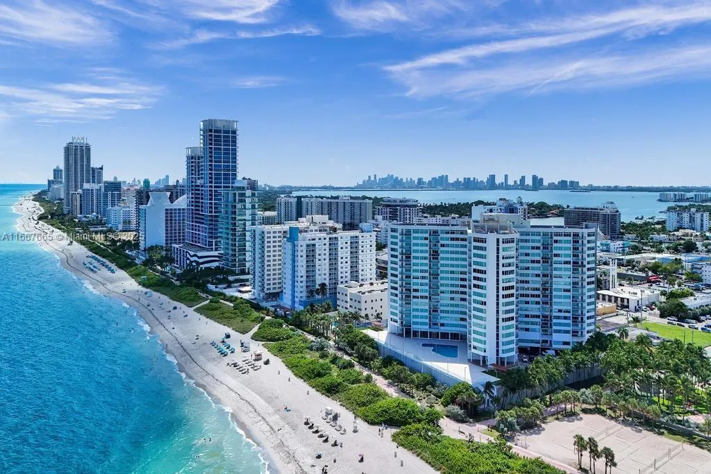 Miami Beach, Florida 33141, United States, 1 Bedroom Bedrooms, ,2 BathroomsBathrooms,Residential,Active,41109