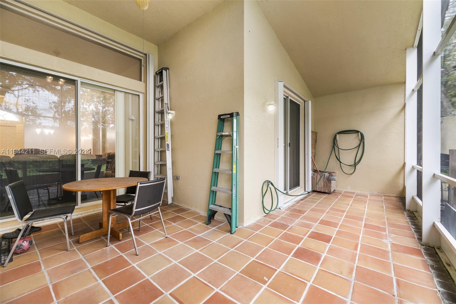 VILLAGES OF WINDSOR 3 - Residential