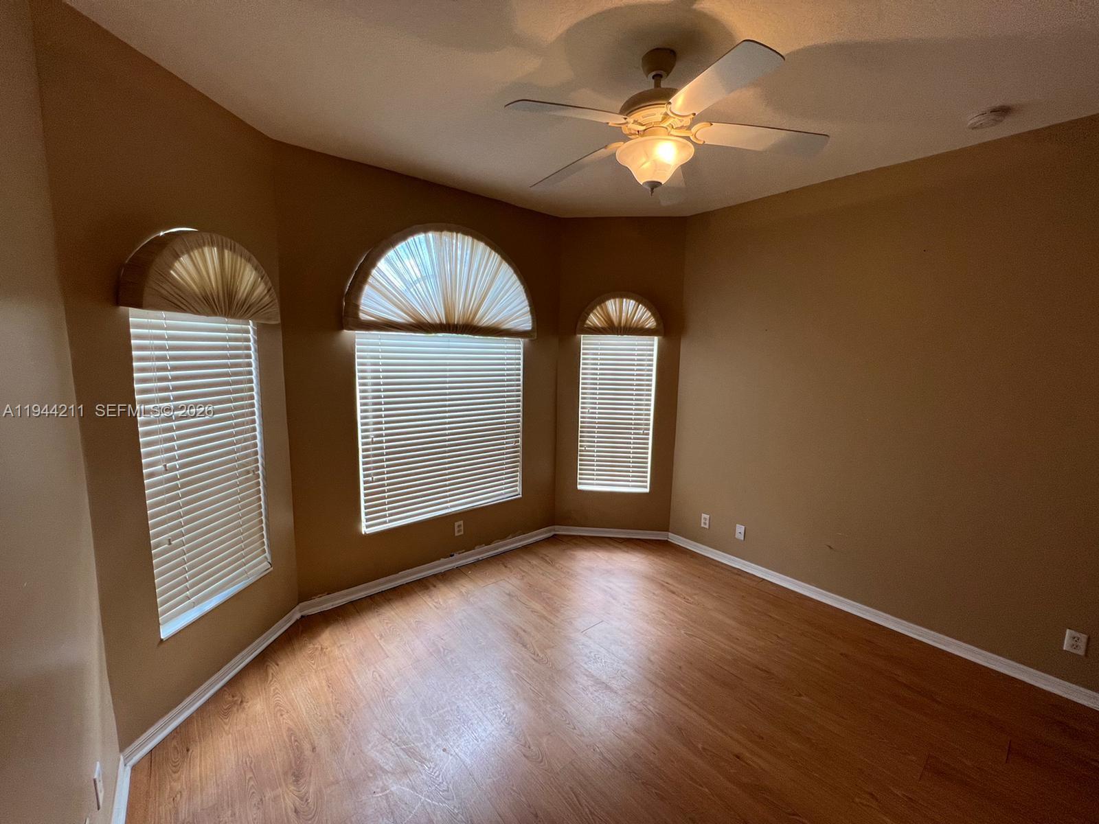 VILLAGES OF WINDSOR 3 - Residential