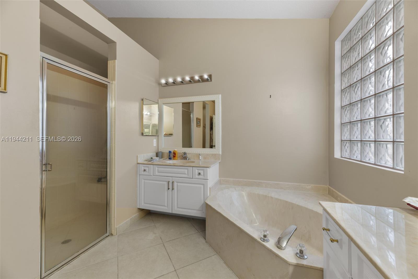 VILLAGES OF WINDSOR 3 - Residential