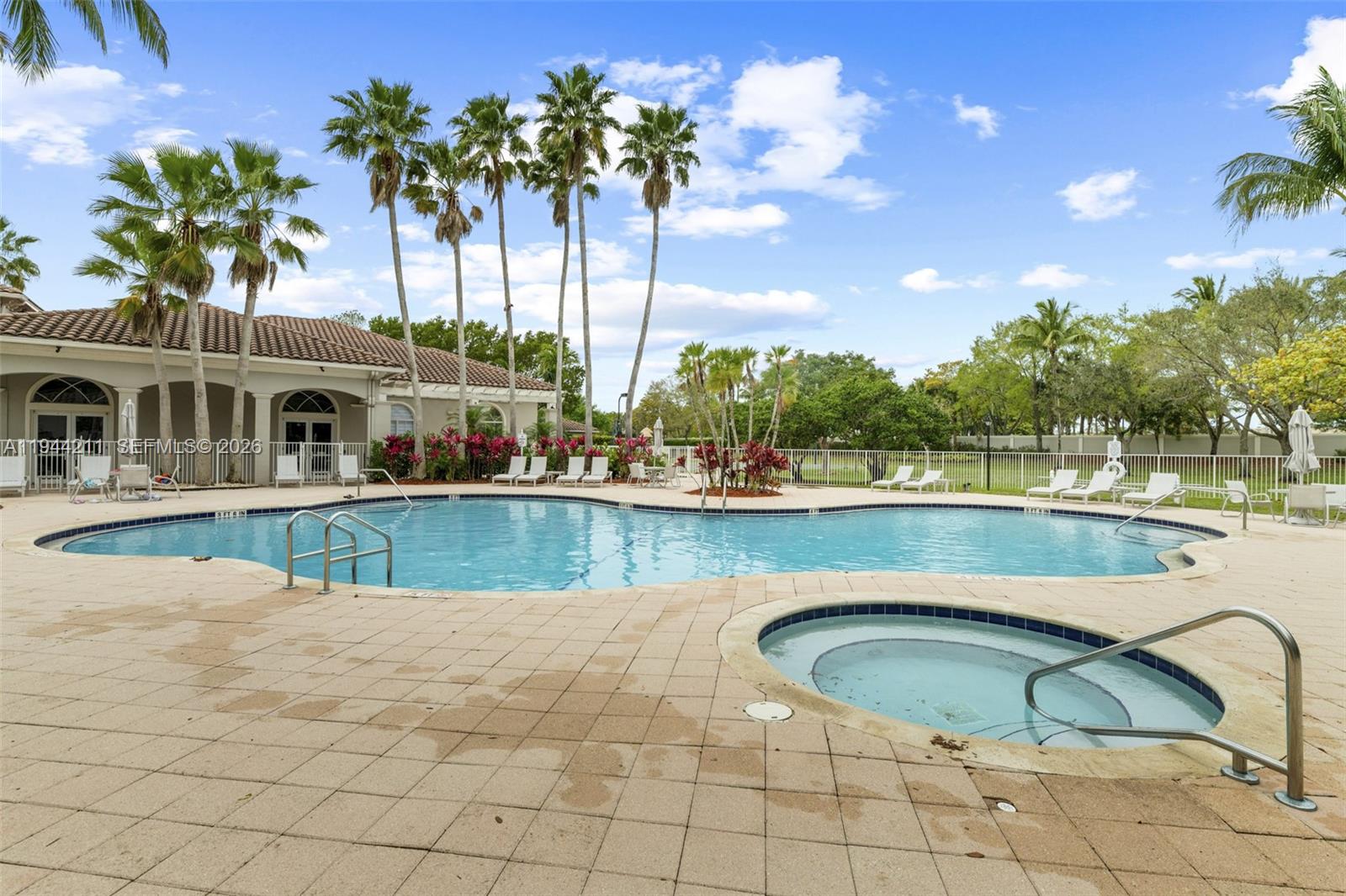 VILLAGES OF WINDSOR 3 - Residential