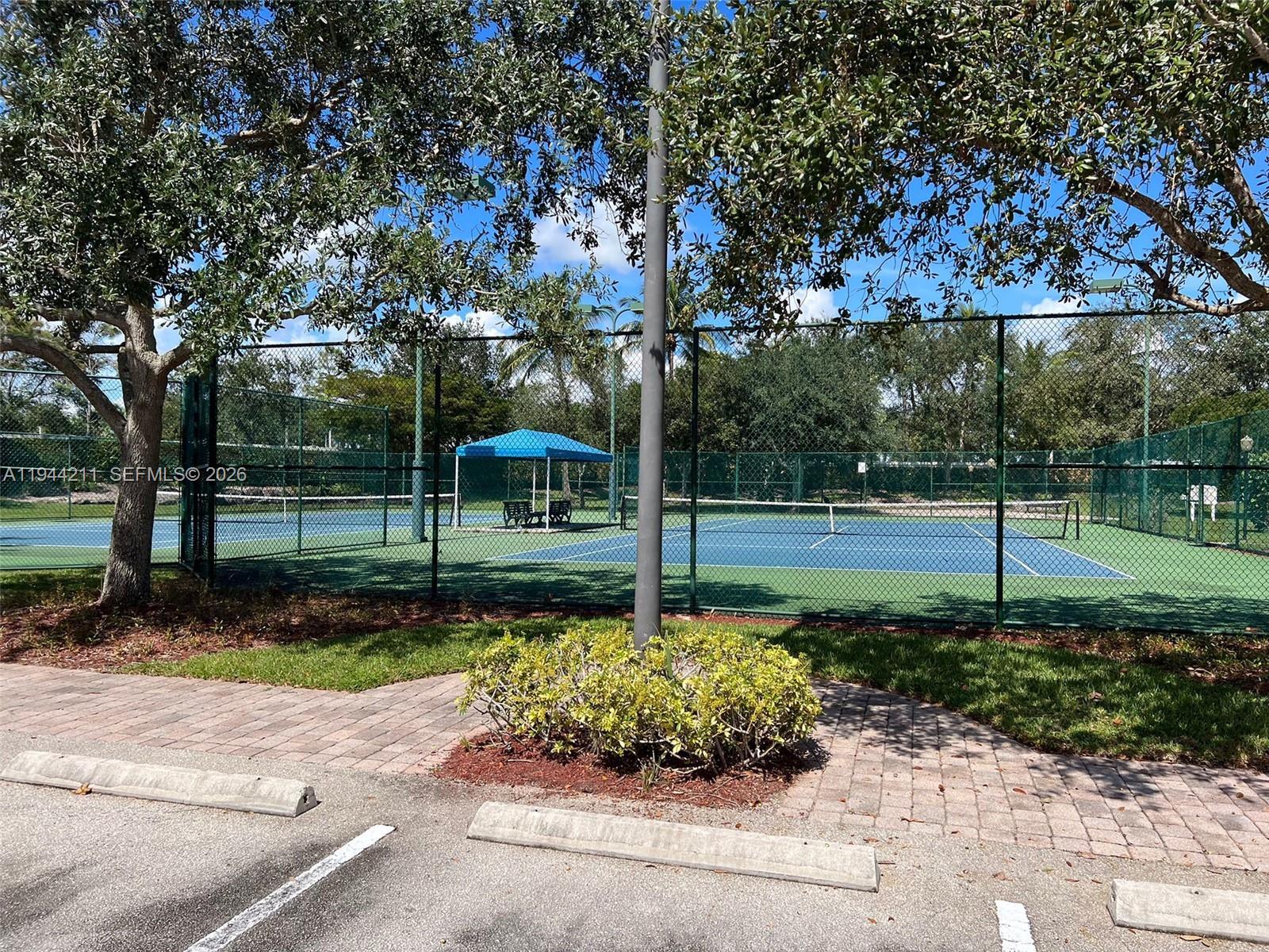 VILLAGES OF WINDSOR 3 - Residential