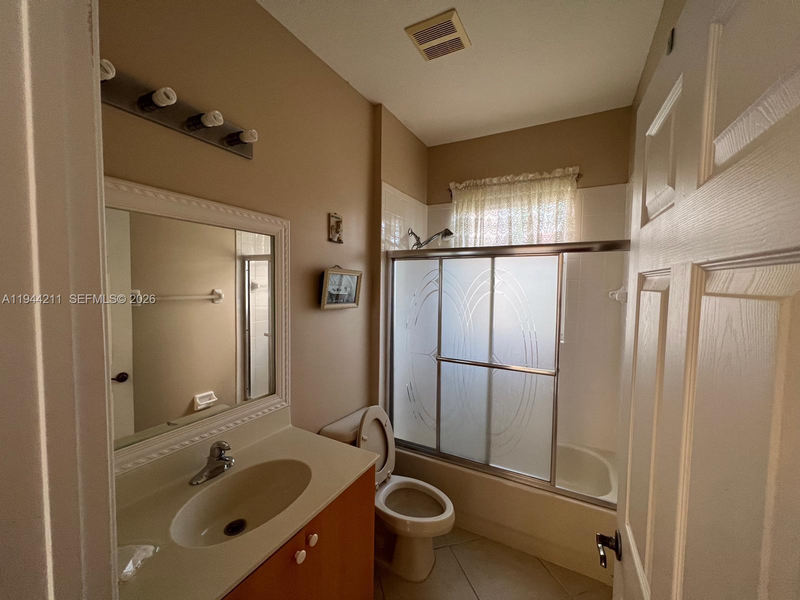 VILLAGES OF WINDSOR 3 - Residential