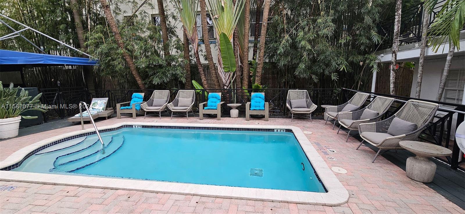 MIAMI BEACH - Residential