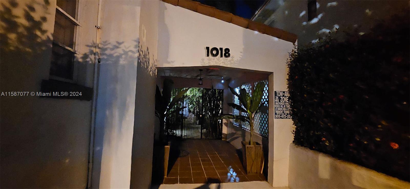 MIAMI BEACH - Residential