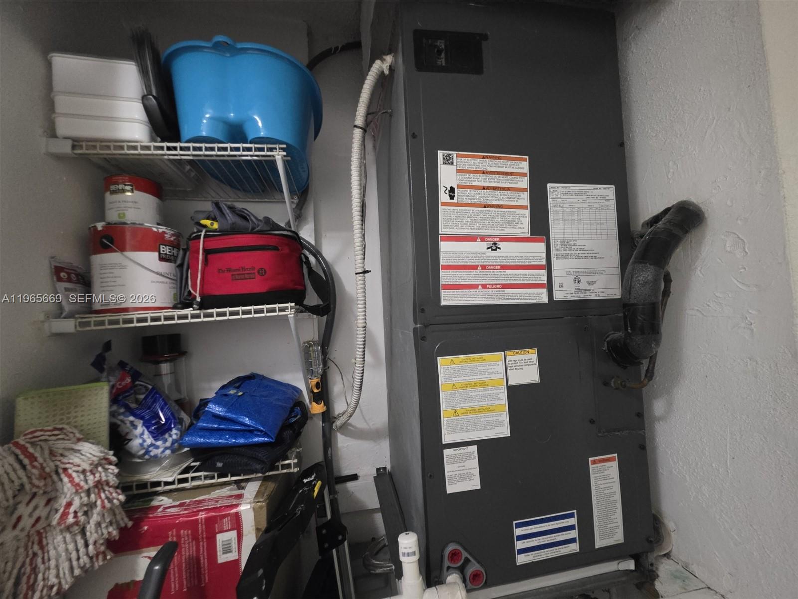 MAGNOLIA LANE CONDO - Residential