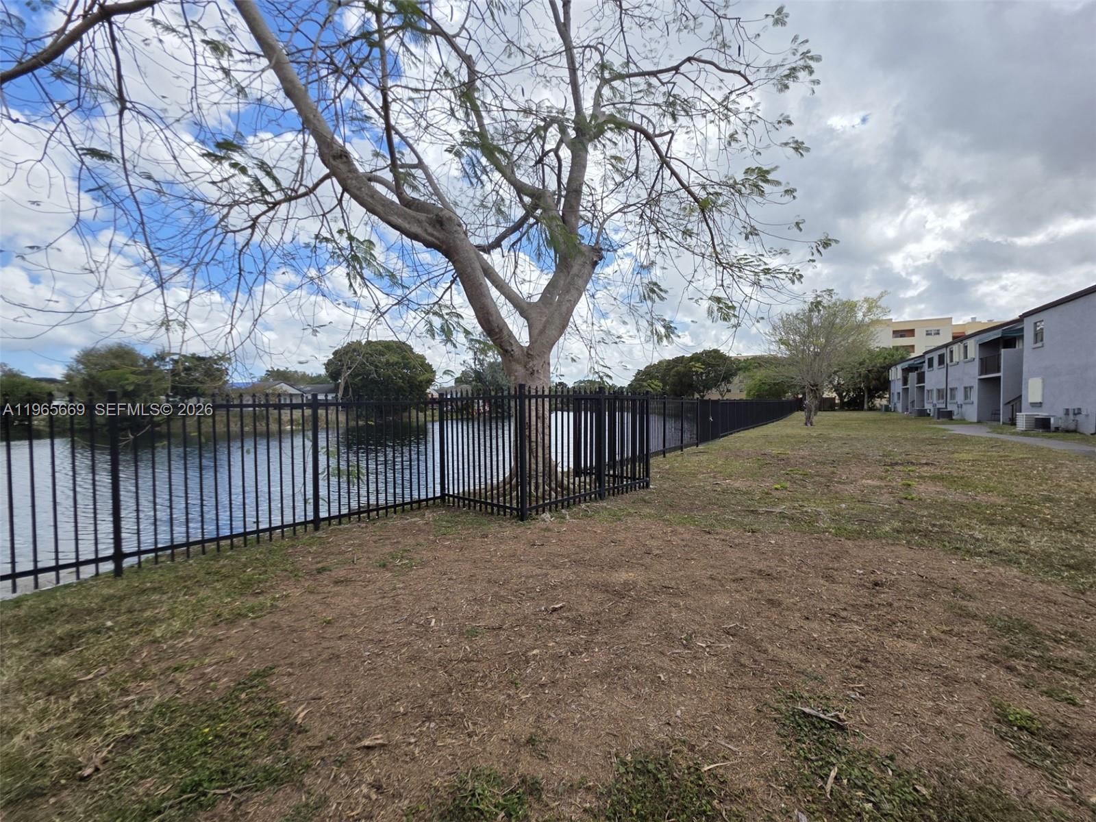 MAGNOLIA LANE CONDO - Residential