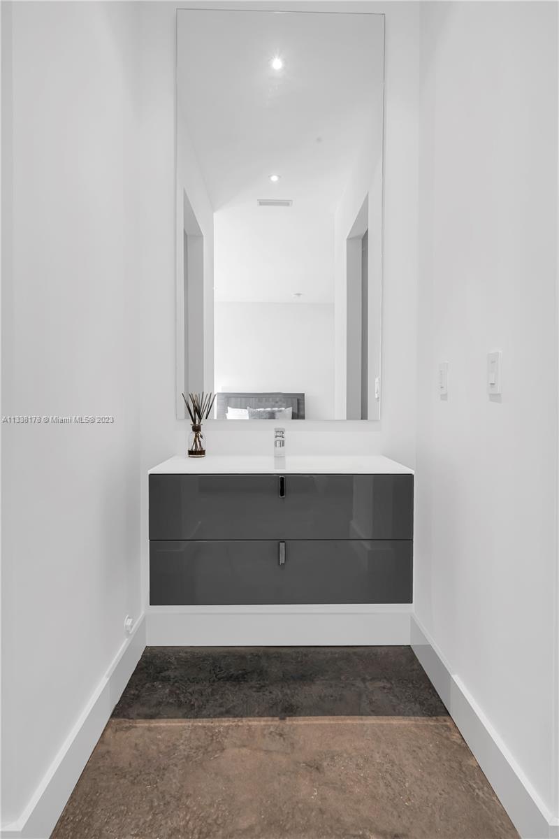 CORONADO HARBOR - Residential