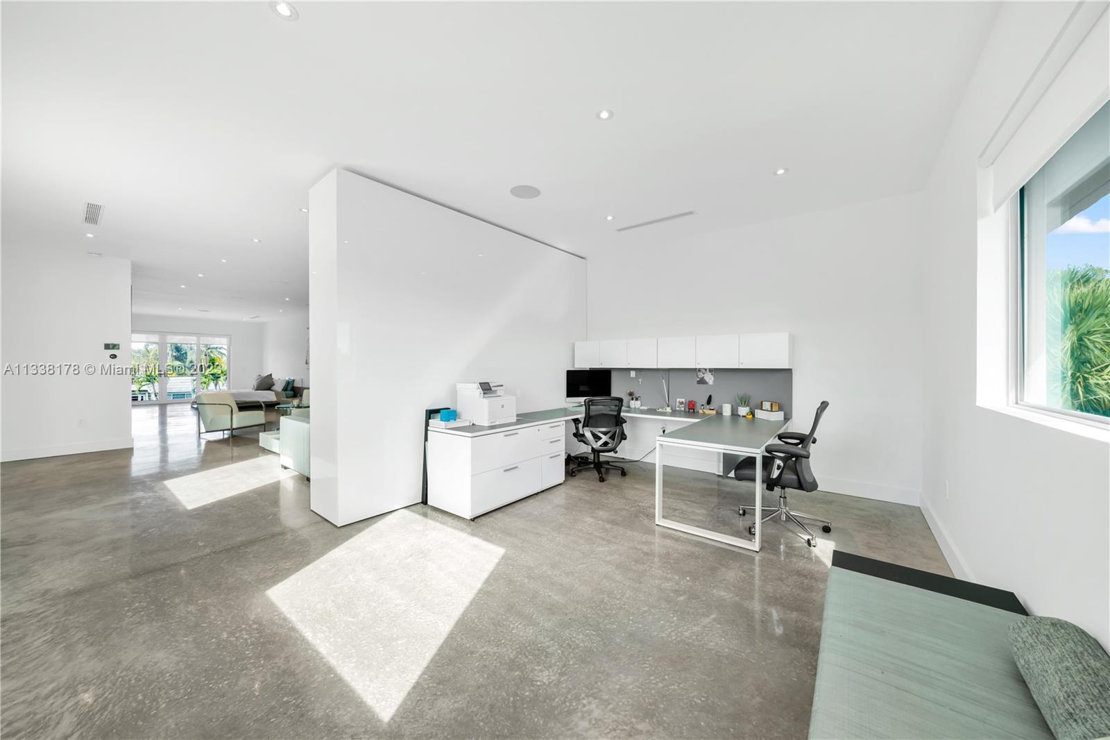 CORONADO HARBOR - Residential