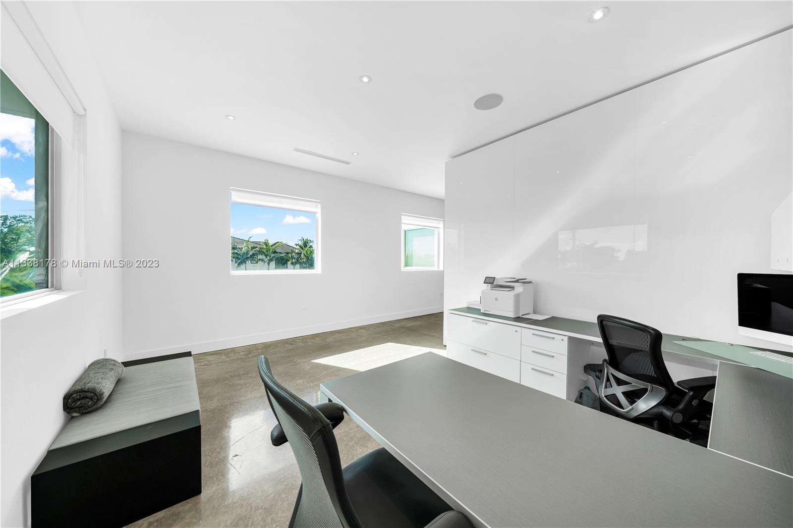 CORONADO HARBOR - Residential