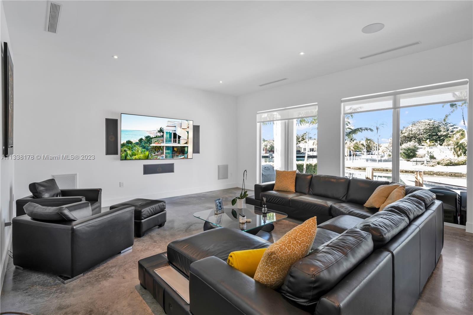 CORONADO HARBOR - Residential