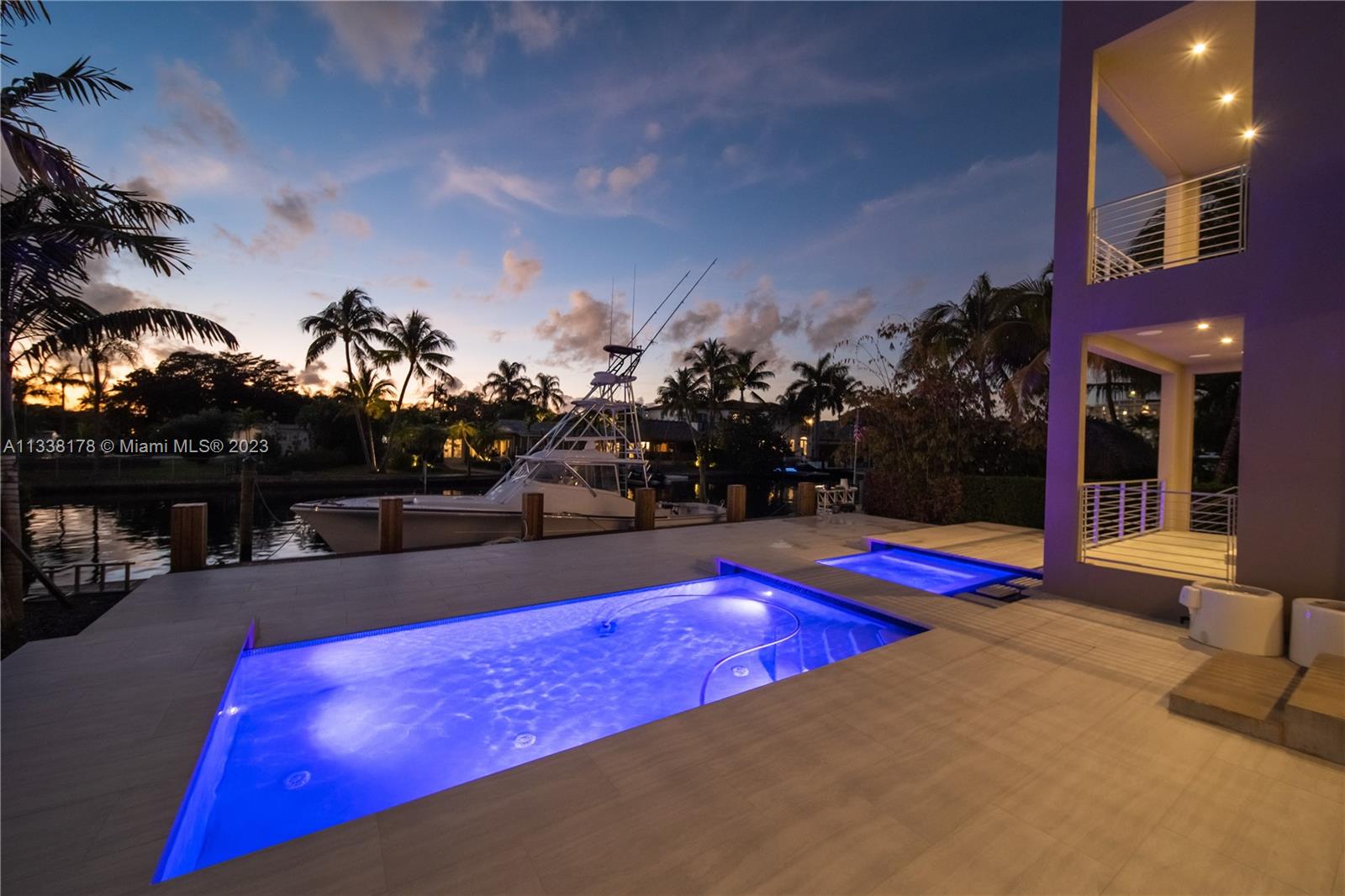 CORONADO HARBOR - Residential