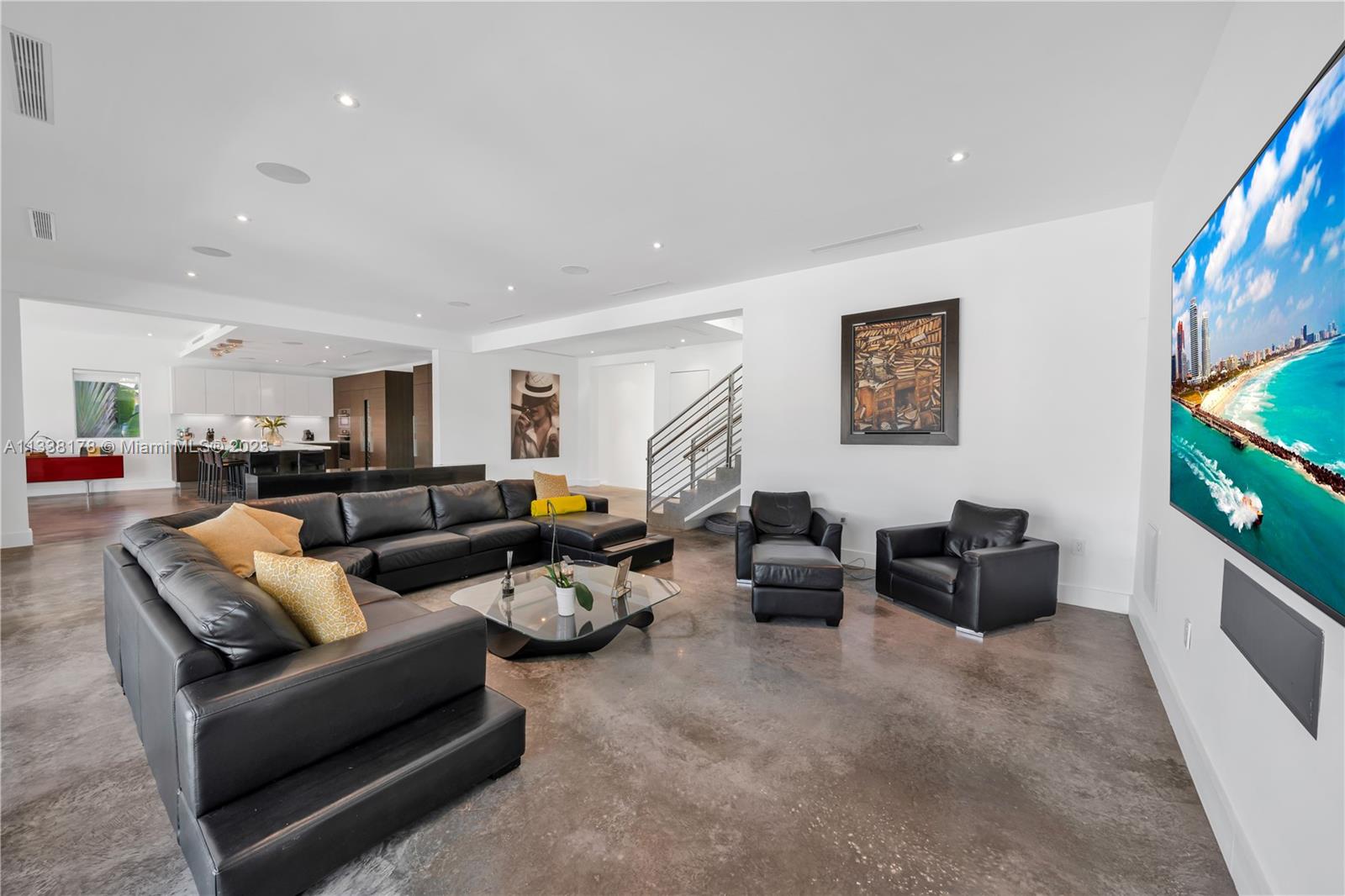 CORONADO HARBOR - Residential