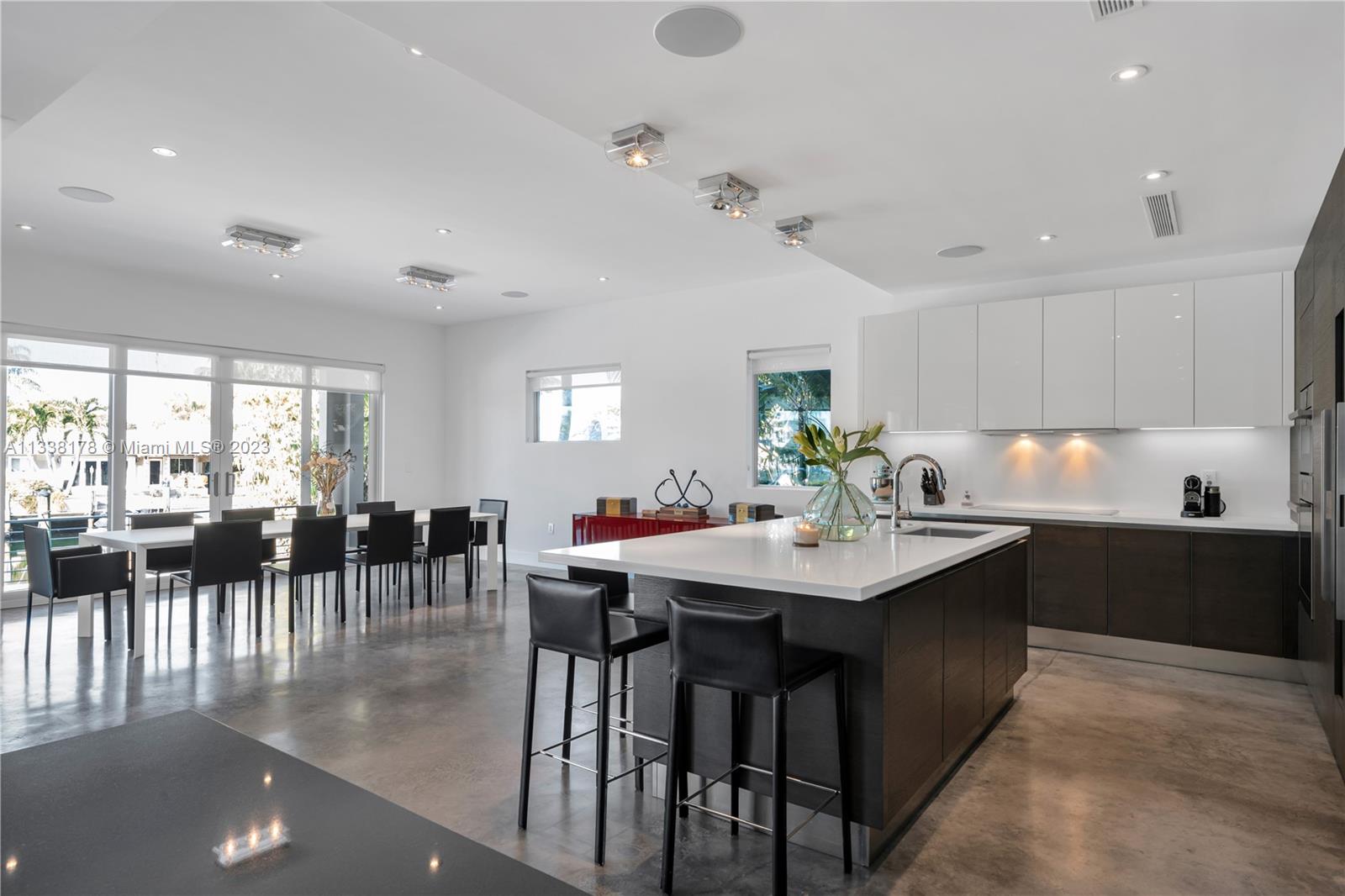 CORONADO HARBOR - Residential