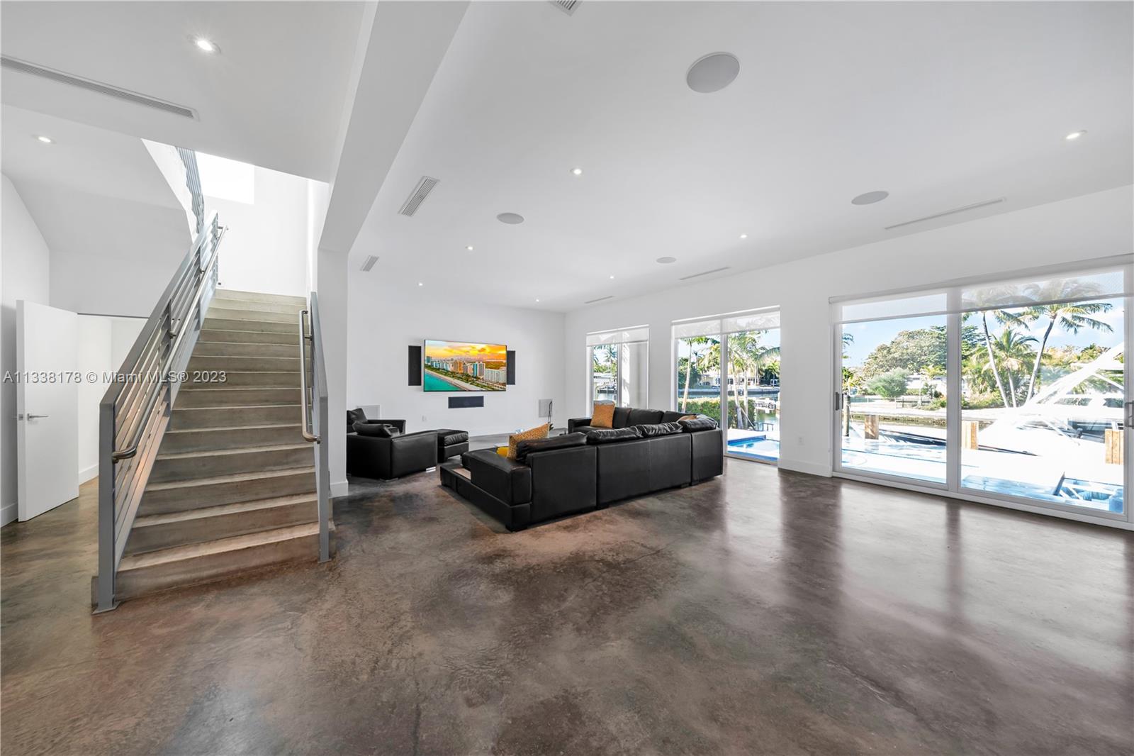 CORONADO HARBOR - Residential