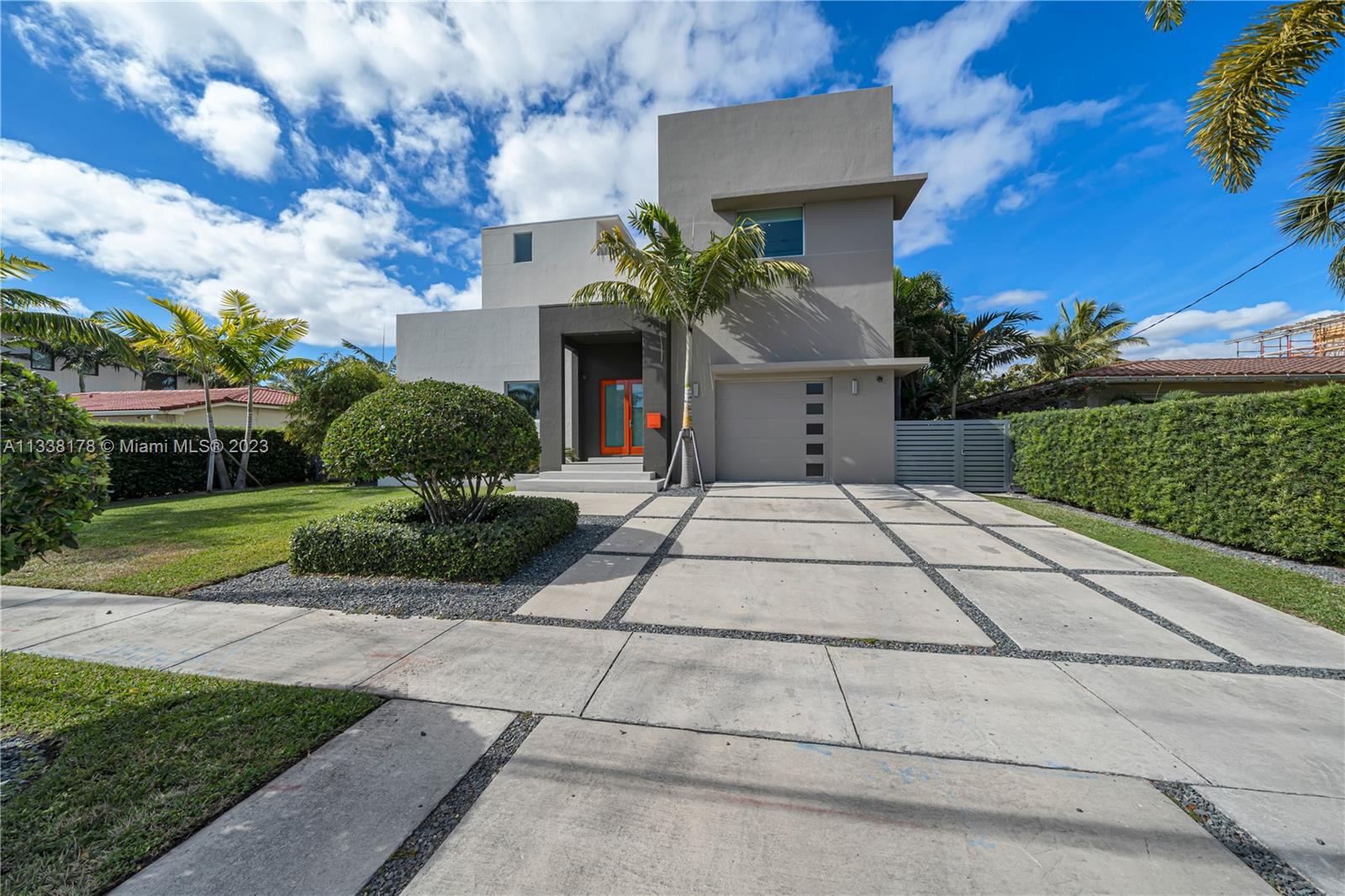 CORONADO HARBOR - Residential