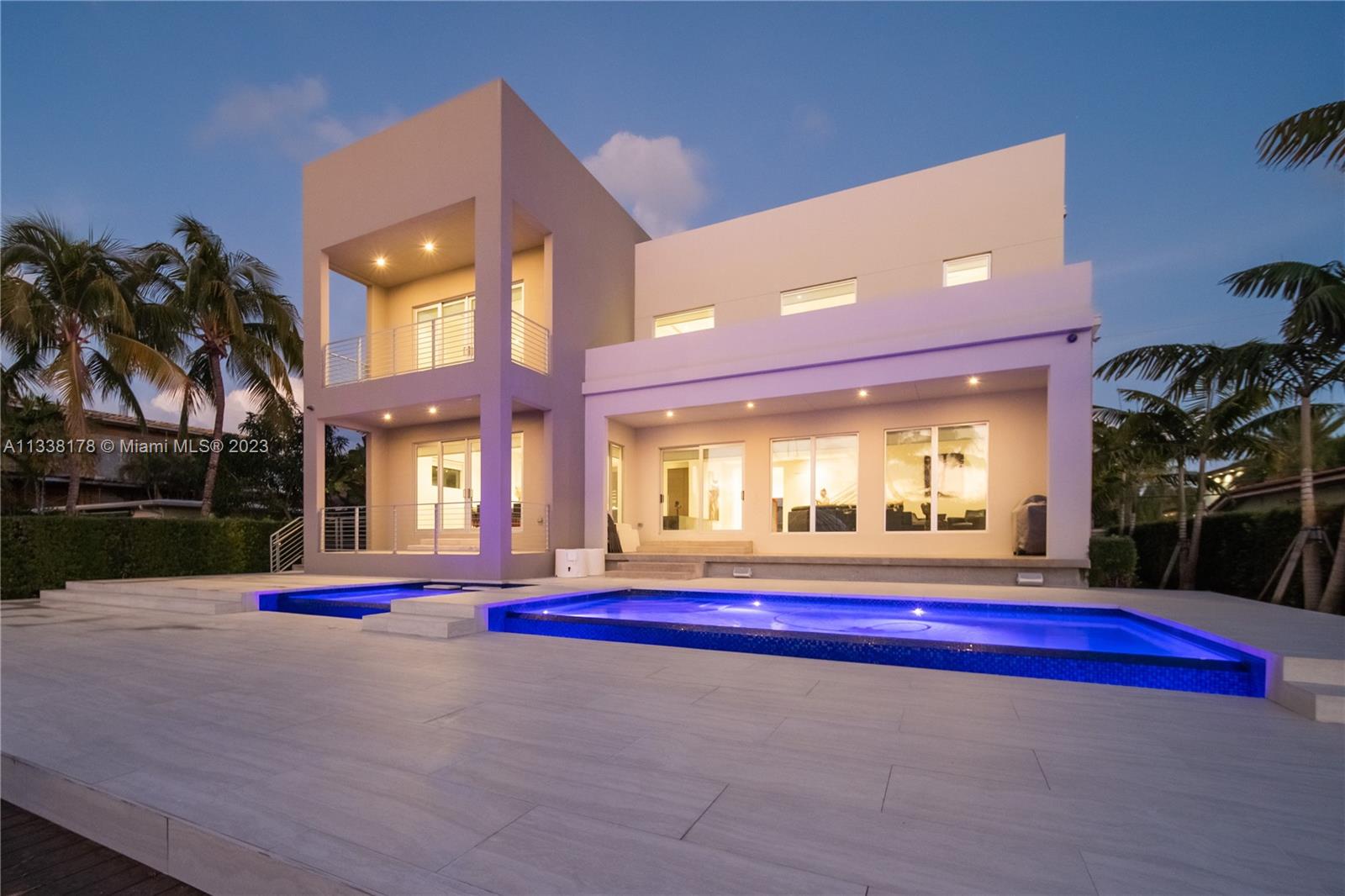 CORONADO HARBOR - Residential