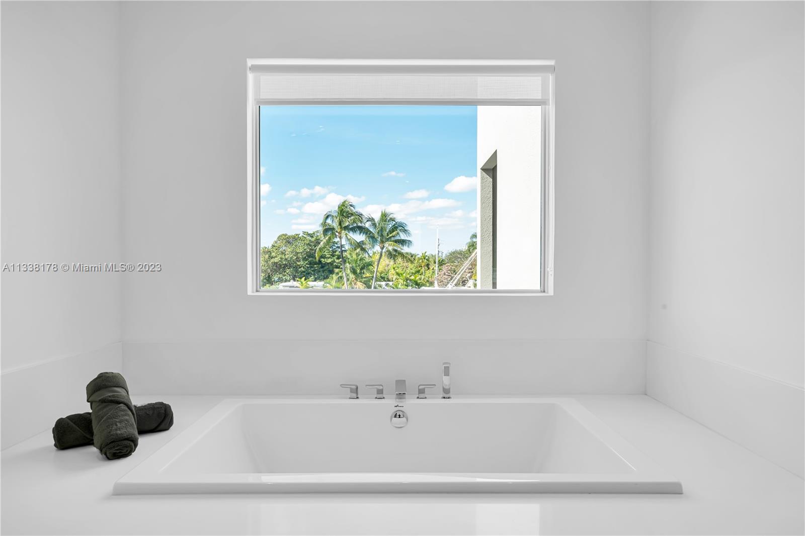 CORONADO HARBOR - Residential