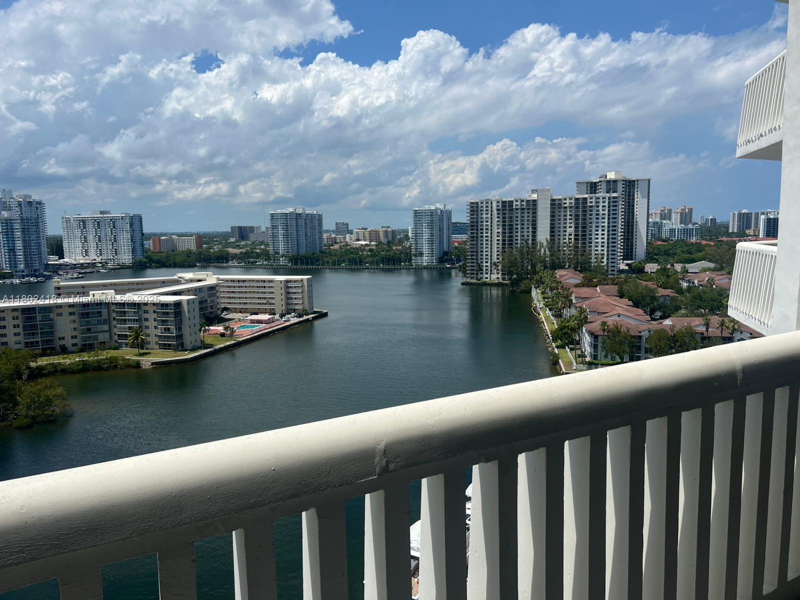 1000 ISL BLVD WILLIAMS IS - Residential Lease