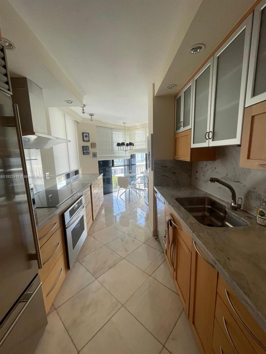 1000 ISL BLVD WILLIAMS IS - Residential Lease