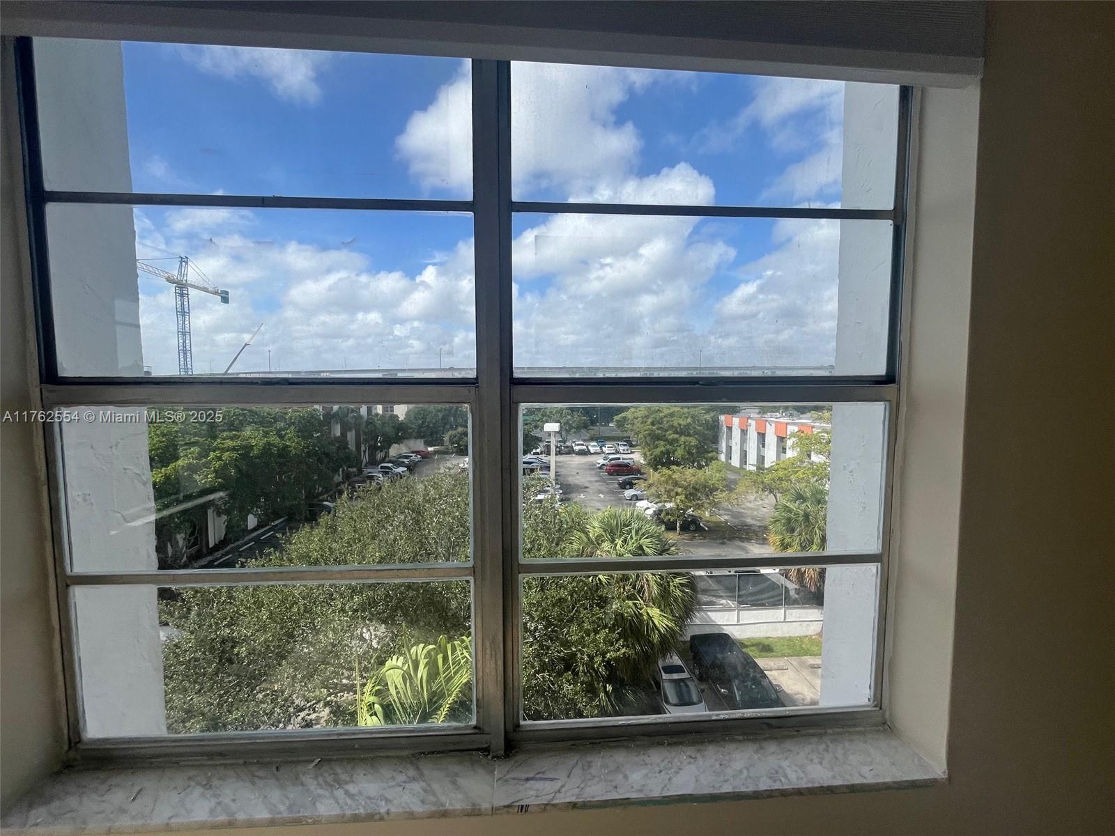 MONTECARLO CONDO - Residential