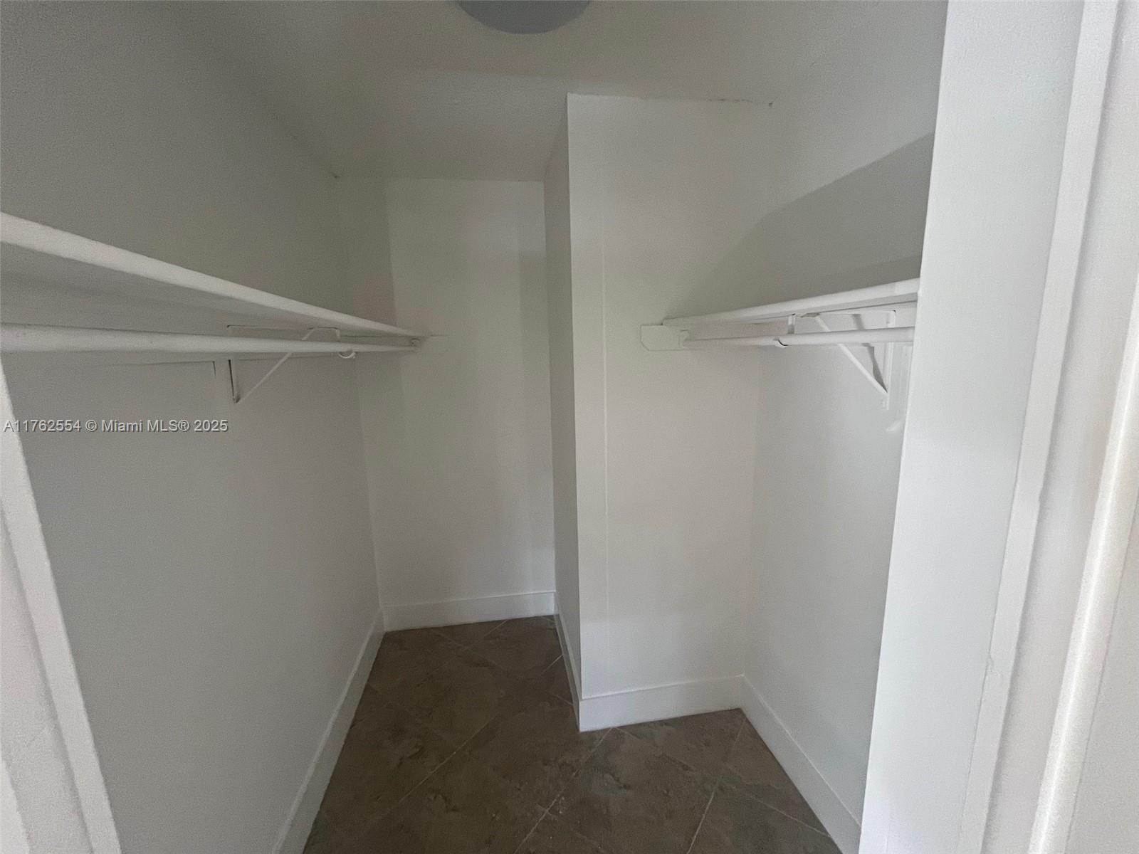 MONTECARLO CONDO - Residential