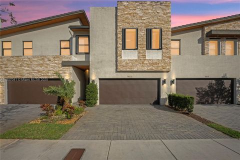 7823 NW 105th Ave Doral FL 33178
