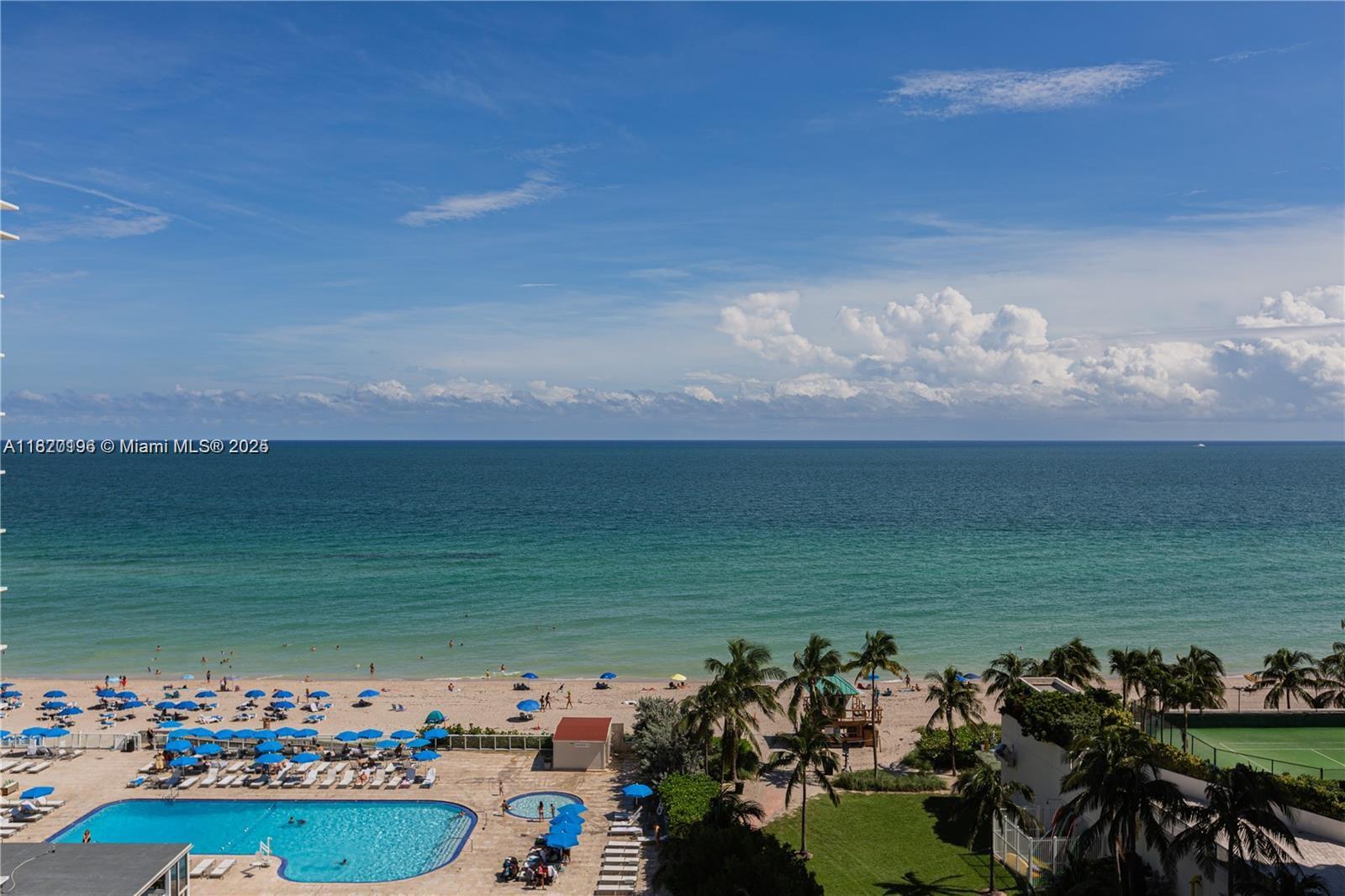 THE AVENTURA BEACH CLUB C - Residential