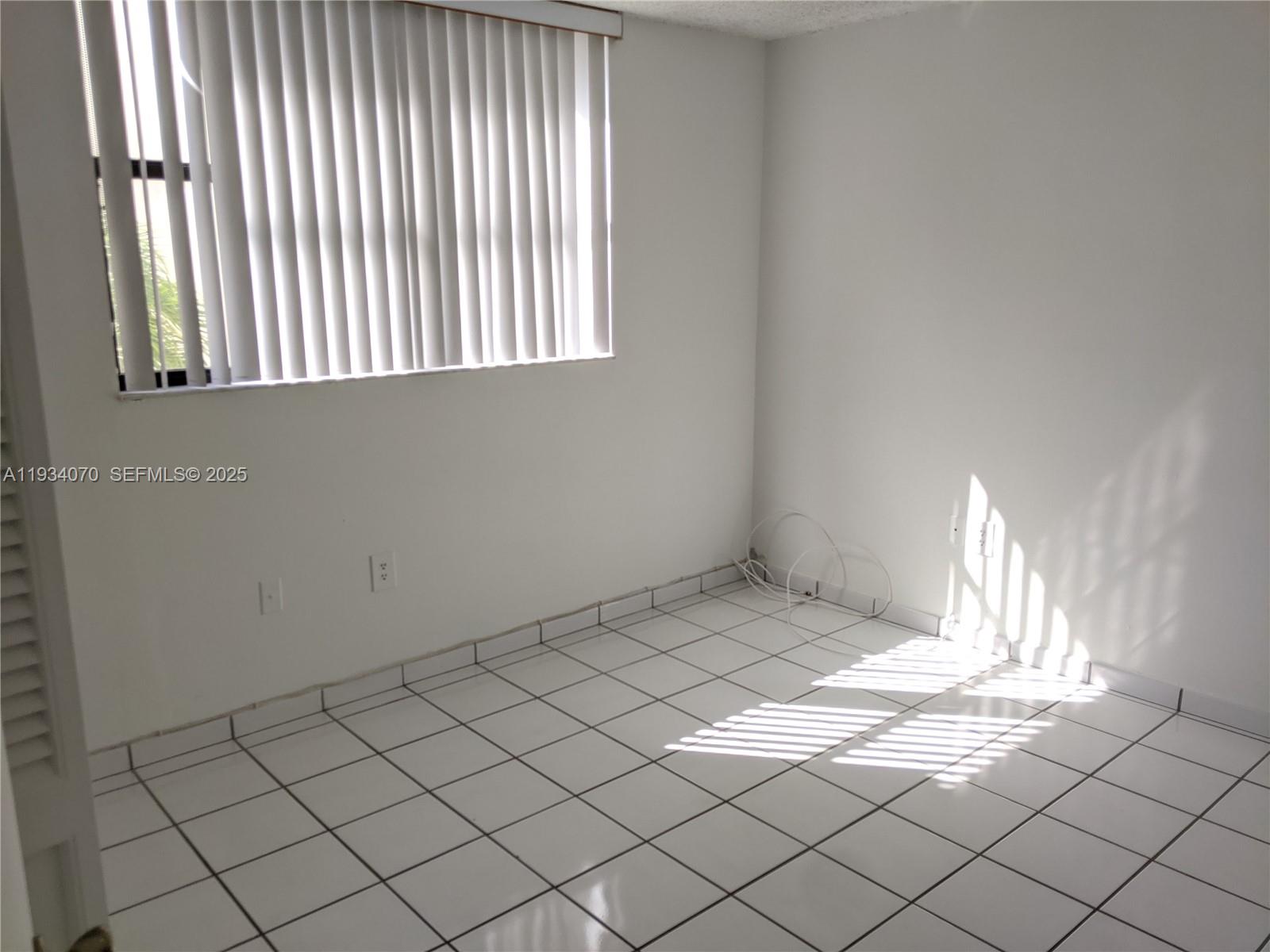 THE GEORGIAN CONDO - Residential