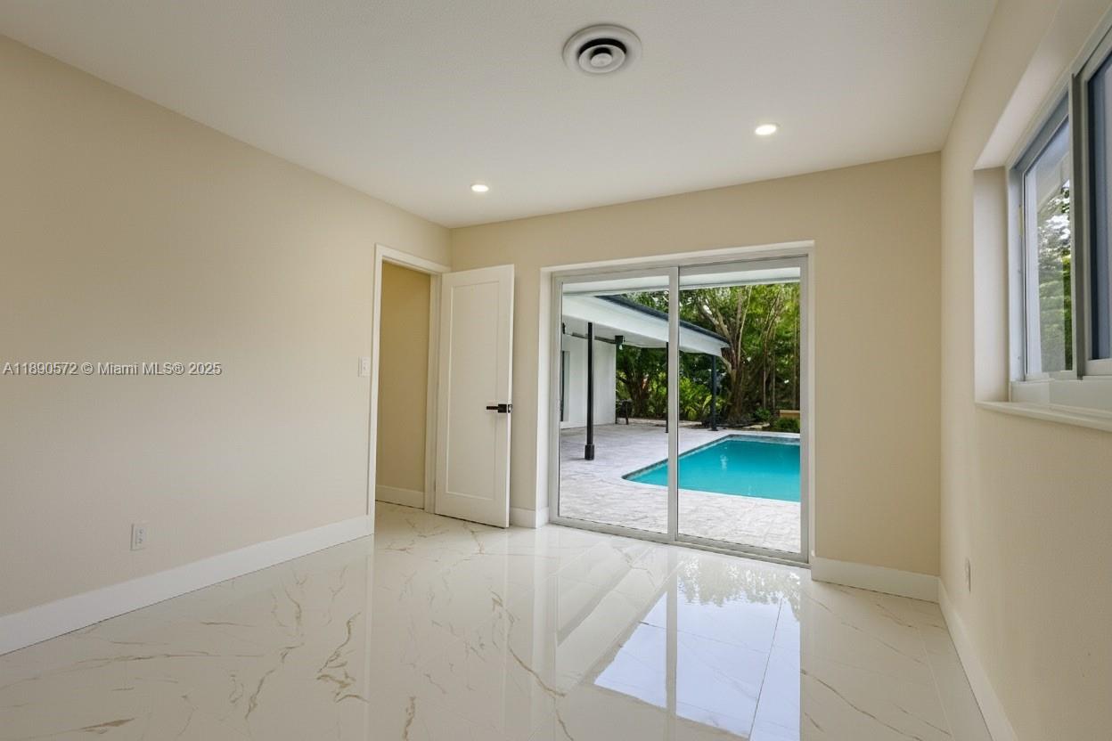 CORAL HEIGHTS SEC ONE - Residential
