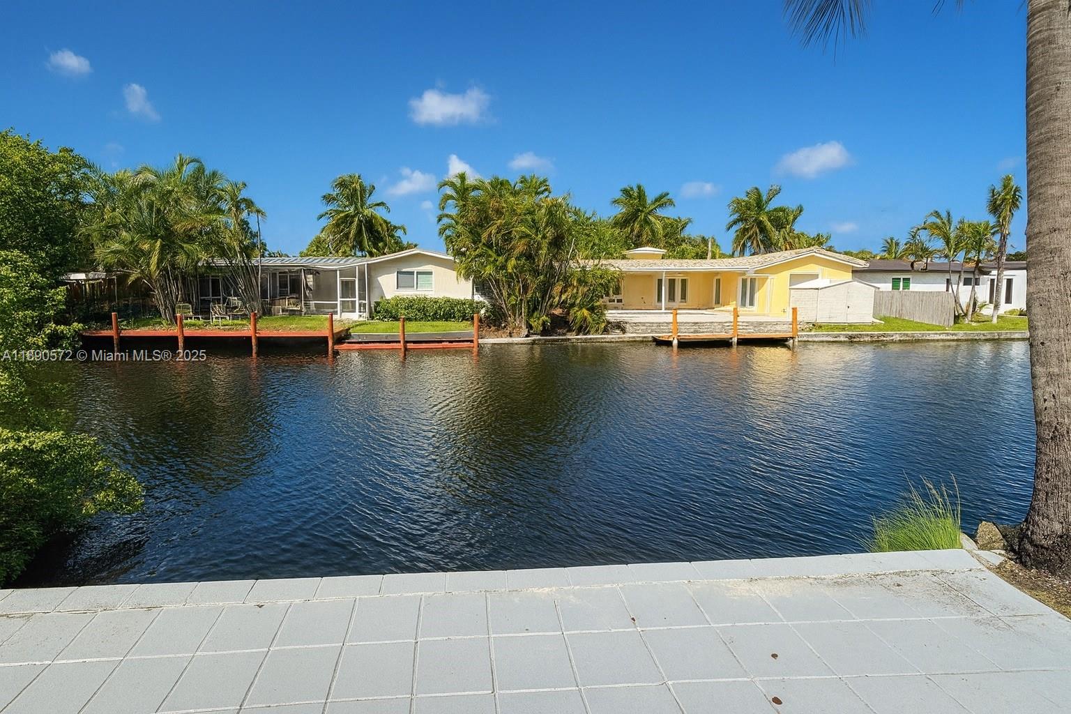 CORAL HEIGHTS SEC ONE - Residential